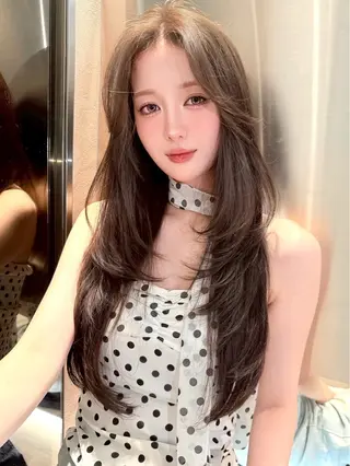ロング 大宮🤍縮毛矯正 レイヤー🪽なるのヘアスタイル