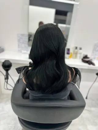 カラー 🪞THEATER 表参道店🩰のヘアスタイル