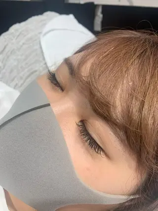 マツエク・マツパ なぽ ❤︎長さだし / 韓国nailのネイルデザイン