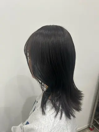 ミディアム ヴァンキャトル 山口裕真のヘアスタイル