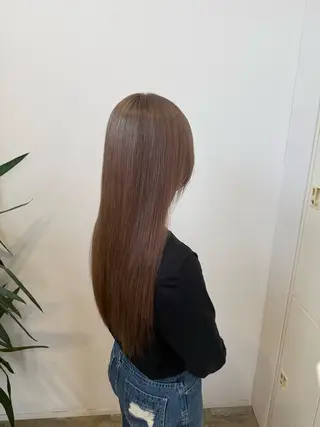 ロング カラー 吉川 莉央のヘアスタイル