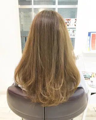 ロング カラー 中村 よしひでのヘアスタイル