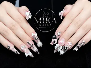 ネイル Rina Mika Nailsのネイルデザイン