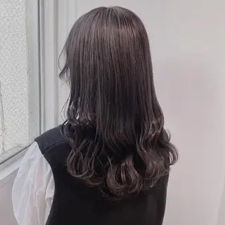 セミロング カラー 暗髪🩶ラベンダー/ ブルー/ユウナ🤍のヘアスタイル