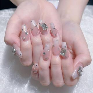 ネイル Queens テイのネイルデザイン