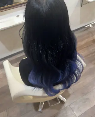ロング カラー 鍵 魁斗のヘアスタイル