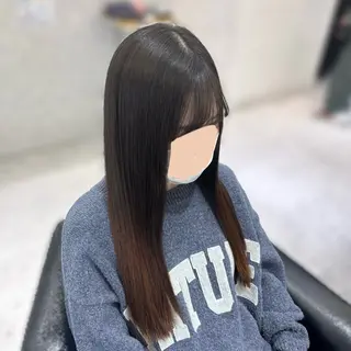 ロング 🩷 しおり 🩷のヘアスタイル