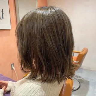 ミディアム カラー みづき 新宿のヘアスタイル