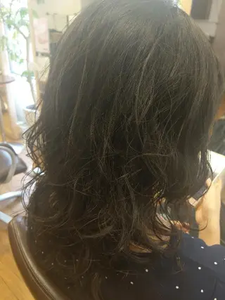 パーマ Uketoru 横田健のヘアスタイル