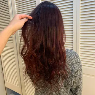 カラー 天野 利咲のヘアスタイル