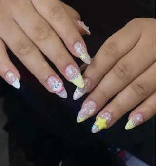 ネイル Iconic Nailのネイルデザイン