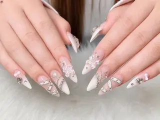 ネイル AURA NAIL🎀💅のネイルデザイン