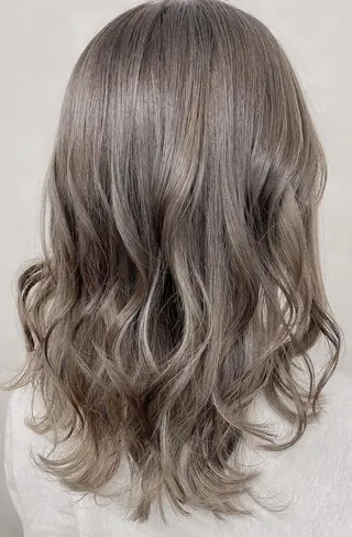 ミディアム 豊中駅3分eha レッスンモデルのヘアスタイル