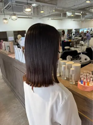 ミディアム カットモデル unaのヘアスタイル
