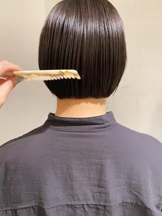 ショート カラー 塩澤 榛奈のヘアスタイル