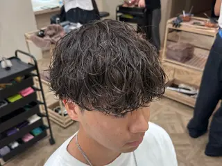 パーマ メンズ 市原亮/塩釜口/ ツイスパ/波巻きのヘアスタイル