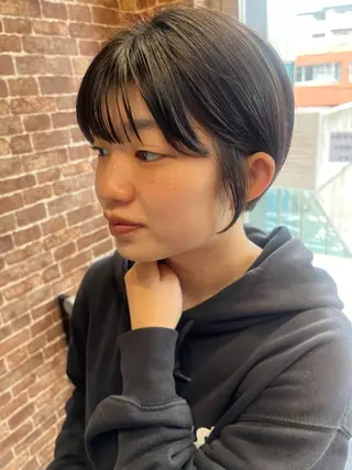 ショート カラー パーマ ヘアアレンジ メンズ キッズ ネイル マツエク・マツパ アイブロウ 久木原 ゆりのヘアスタイル