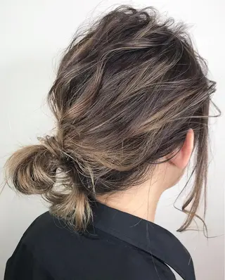 セミロング カラー ヘアアレンジ Lien 深井店のヘアスタイル