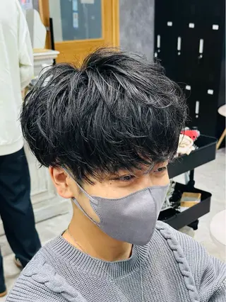 パーマ メンズ 井川　シャドウパーマ ニュアンスパーマのヘアスタイル