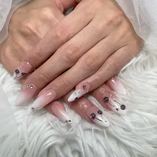 ネイル 🌈 Laule'aのネイルデザイン