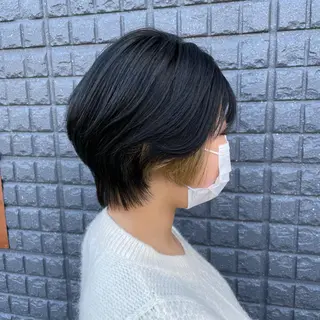 ショート カラー La vielle 西峠のヘアスタイル