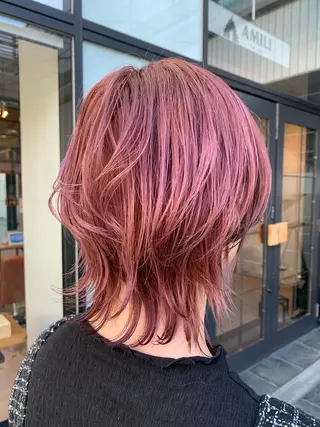 ショート カラー アライ ナタカのヘアスタイル
