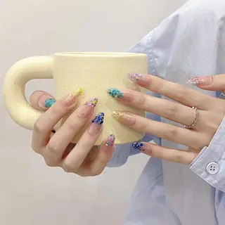 ネイル Yui 🧀のネイルデザイン