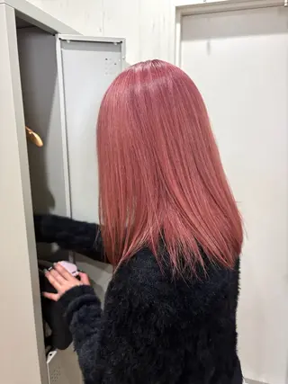 セミロング カラー 友杉 香子のヘアスタイル