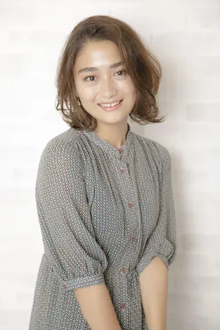 ミディアム カラー 似合わせカット 銀座/アライ カズヤのヘアスタイル