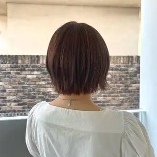 ショート カラー 艶くすみカラー /縮毛/川添桃花のヘアスタイル