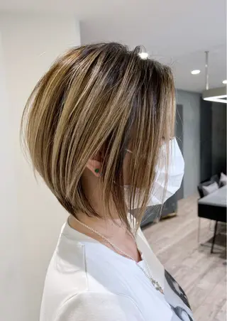 ショート ♡似合わせ ♡ハイトーン♡のヘアスタイル