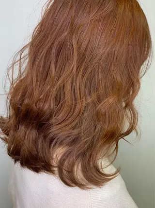 セミロング レイヤー/艶髪カラー 森本くるみのヘアスタイル