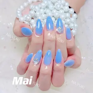 ネイル 🦋 Queenieのネイルデザイン