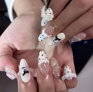 ネイル Pure&Rich Nailのネイルデザイン