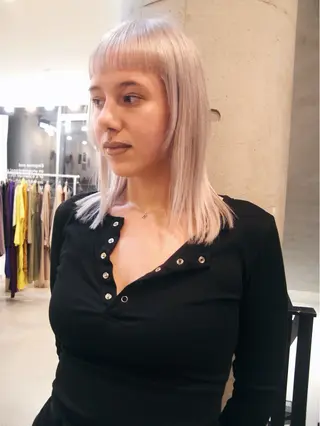 ミディアム カラー オカモト ハルカのヘアスタイル