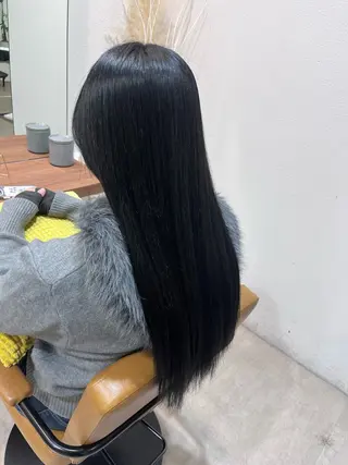 カラー NEIRO/ベージュ /グレージュのヘアスタイル
