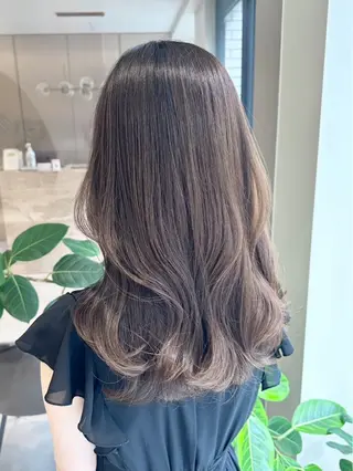 ロング カラー 透明感カラー🌿 グレージュ🐺陽介のヘアスタイル