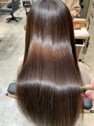 ロング 【お悩み解決のプロ】 ハヤシタクミのヘアスタイル