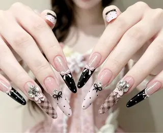 ネイル D-BEAUTY Nailsalonのネイルデザイン
