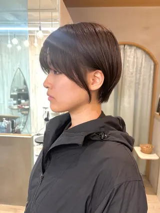 ショート オリーブベージュ/ボ ブ縮毛矯正たまき🧡のヘアスタイル