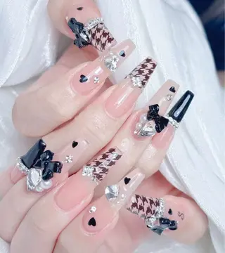 ネイル Aura  Nail 長さだし/パラジェルのネイルデザイン