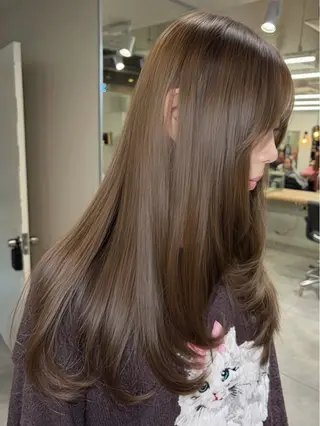 カラー ヘアアレンジ MOMO艶髪 🩵モテカラーのヘアスタイル