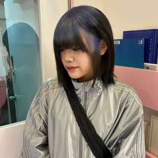 ショート カラー メイ ☪️のヘアスタイル