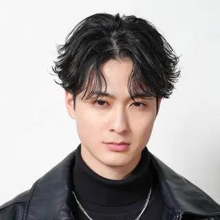 ショート カラー パーマ メンズ 🔥メンズ極🔥韓国 シャドウ/波巻き柿崎のヘアスタイル