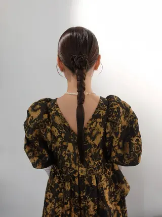 ロング カラー ヘアアレンジ mina 🌷のヘアスタイル