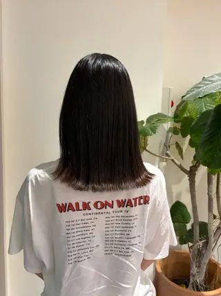 ミディアム 佃 風子のヘアスタイル