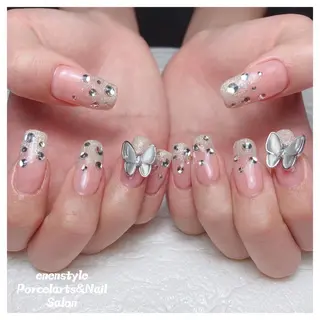 ミディアム ネイル 🐾enen style 🐾のネイルデザイン