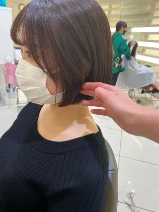 ミディアム カラー レイヤーカット/ ハイライト 千咲季のヘアスタイル