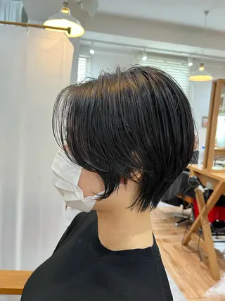 ショート 襟足でお悩みの方✂︎ くびれ職人ハシモトのヘアスタイル