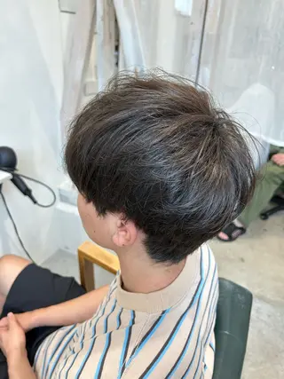 ショート カラー メンズ 前田 香恋のヘアスタイル